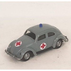 Praline Volkswagon VW Beetle Ambulance Kafer 1952 1:87 Vintage Gray Germany